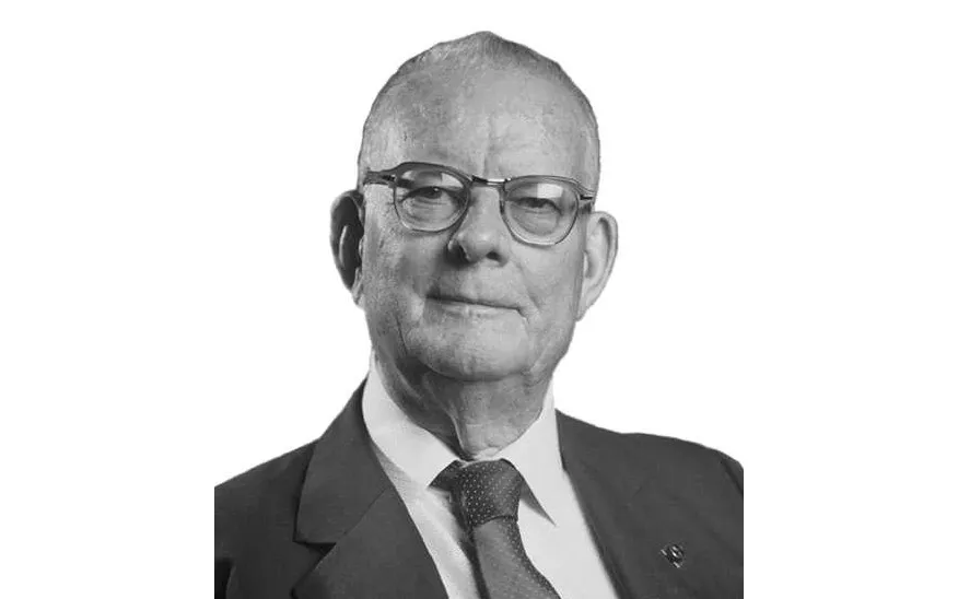 Retrato de W. Edwards Deming em formato landscape, utilizado para ilustrar sua influência na gestão da qualidade